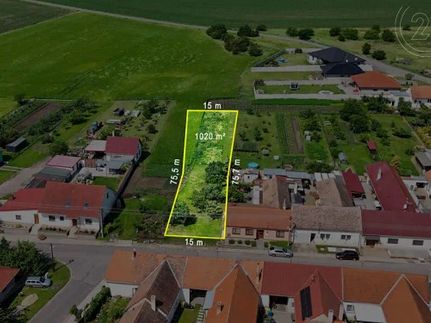 Prodej stavebního pozemku 1020 m²