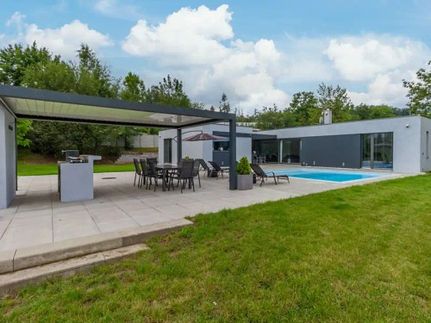 Prodej domu 170 m², pozemek 2907 m²