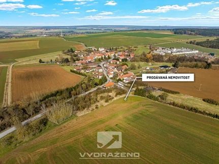 Prodej stavebního pozemku 2281 m²