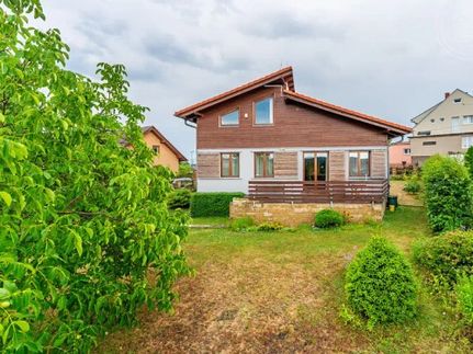 Prodej domu 197 m², pozemek 874 m²