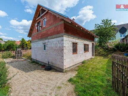 Prodej stavebního pozemku 638 m²