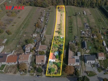 Prodej stavebního pozemku 3530 m²