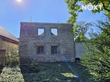Prodej stavebního pozemku 1276 m²