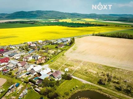 Prodej stavebního pozemku 1000 m²