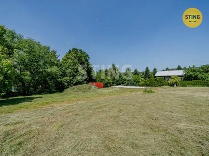 Prodej stavebního pozemku 979 m²