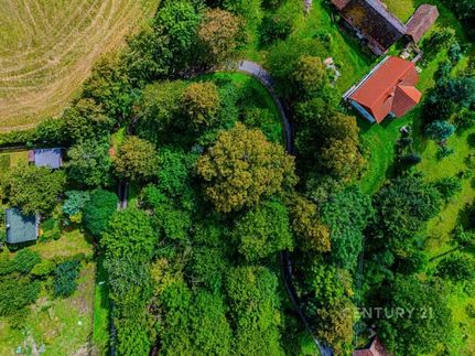 Prodej stavebního pozemku 1462 m²