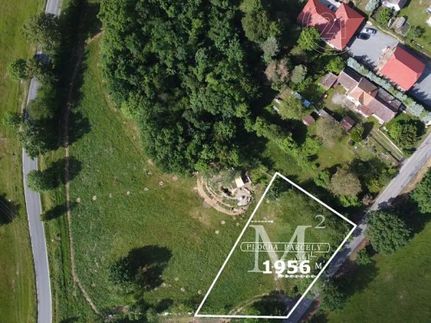 Prodej stavebního pozemku 1956 m²