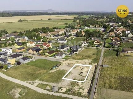 Prodej stavebního pozemku 821 m²