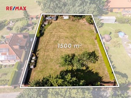 Prodej stavebního pozemku 1500 m²