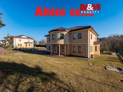 Prodej domu 376 m², pozemek 1370 m²
