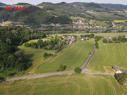 Prodej stavebního pozemku 17584 m²