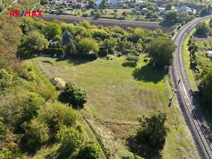 Prodej stavebního pozemku 2244 m²