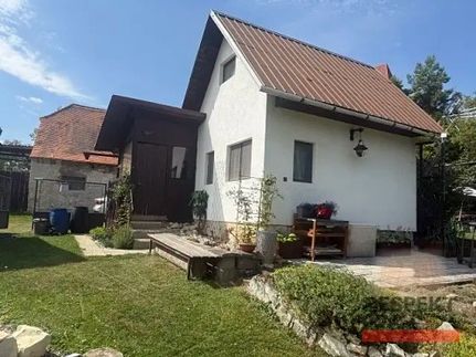 Prodej chaty 31 m², pozemek 358 m²