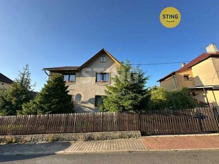 Prodej domu 200 m², pozemek 800 m²