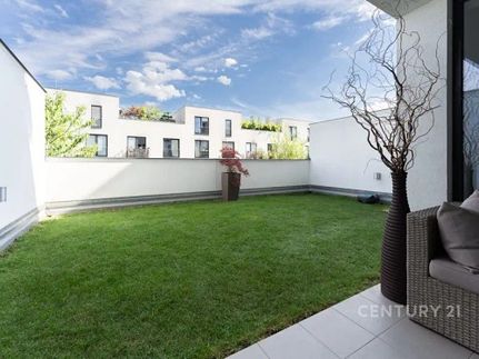 Prodej bytu 2+kk 61 m²