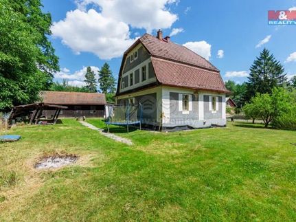 Prodej domu 194 m², pozemek 1183 m²