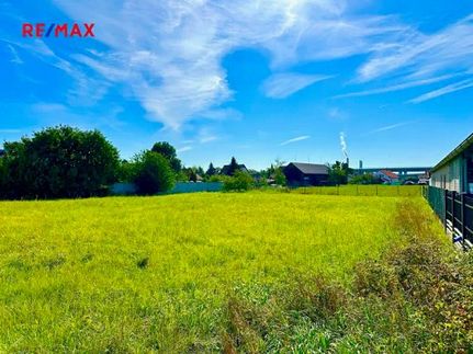 Prodej stavebního pozemku 796 m²