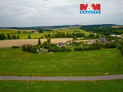 Prodej stavebního pozemku 915 m²