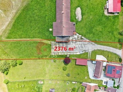 Prodej stavebního pozemku 2376 m²
