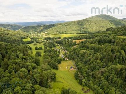 Prodej stavebního pozemku 1719 m²