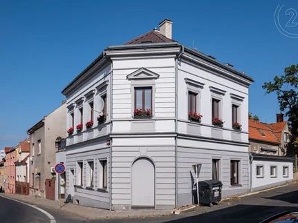 Prodej domu 450 m², pozemek 214 m²