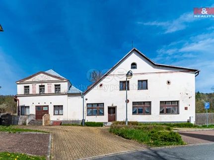 Prodej domu 1000 m², pozemek 4173 m²