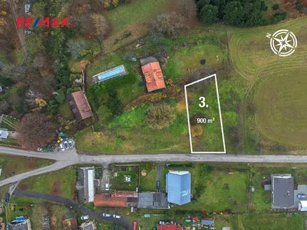 Prodej stavebního pozemku 900 m²
