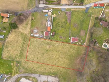 Prodej stavebního pozemku 2519 m²