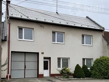 Prodej domu 326 m², pozemek 1544 m²