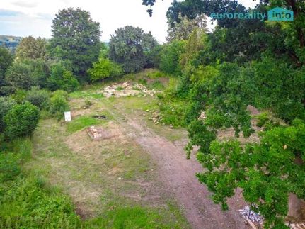 Prodej stavebního pozemku 893 m²