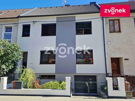 Prodej domu 273 m², pozemek 198 m²