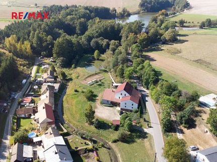 Prodej domu 850 m², pozemek 9150 m²