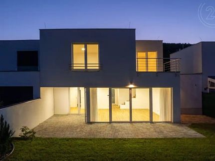 Prodej domu 213 m², pozemek 483 m²