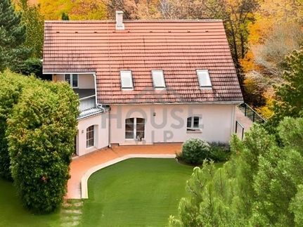 Prodej domu 246 m², pozemek 2061 m²