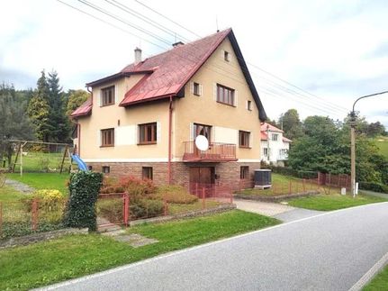 Prodej domu 200 m², pozemek 1181 m²
