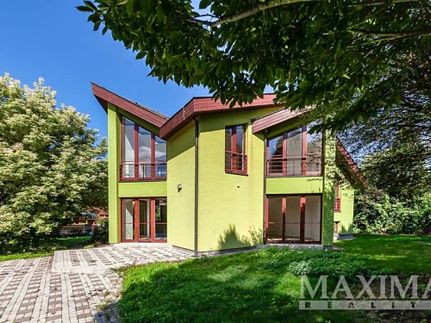 Prodej domu 232 m², pozemek 931 m²