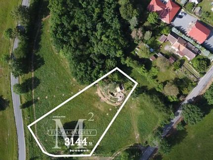 Prodej stavebního pozemku 3010 m²
