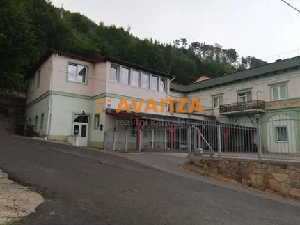 Prodej domu 600 m², pozemek 590 m²