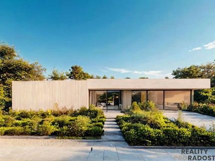 Prodej stavebního pozemku 1305 m²