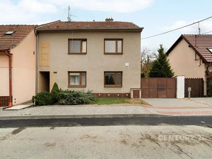 Prodej domu 215 m², pozemek 946 m²