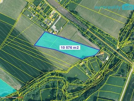 Prodej stavebního pozemku 10576 m²