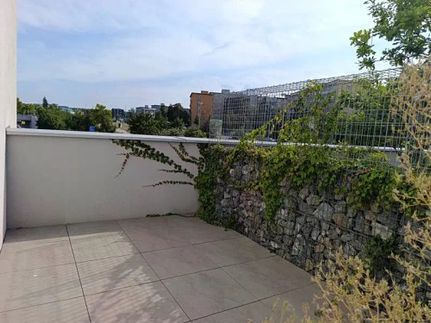 Prodej bytu 1+kk 60 m²