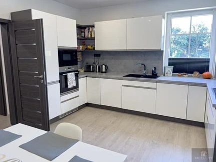 Prodej bytu 3+1 112 m²