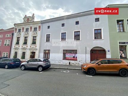 Prodej vily 400 m², pozemek 567 m²