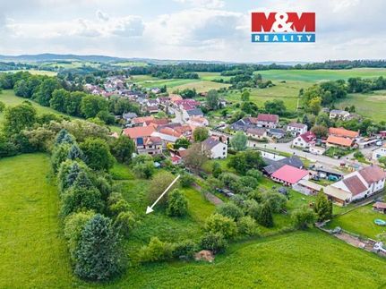 Prodej stavebního pozemku 1693 m²