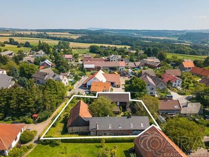 Prodej domu 220 m², pozemek 1828 m²