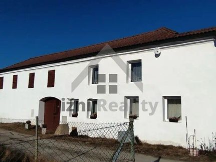 Prodej domu 500 m², pozemek 1652 m²