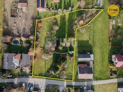 Prodej stavebního pozemku 2576 m²