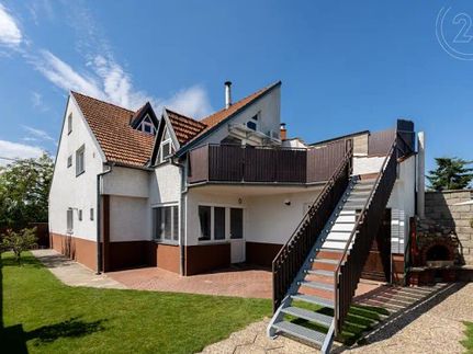 Prodej domu 214 m², pozemek 389 m²