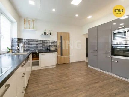 Prodej domu 215 m², pozemek 1625 m²